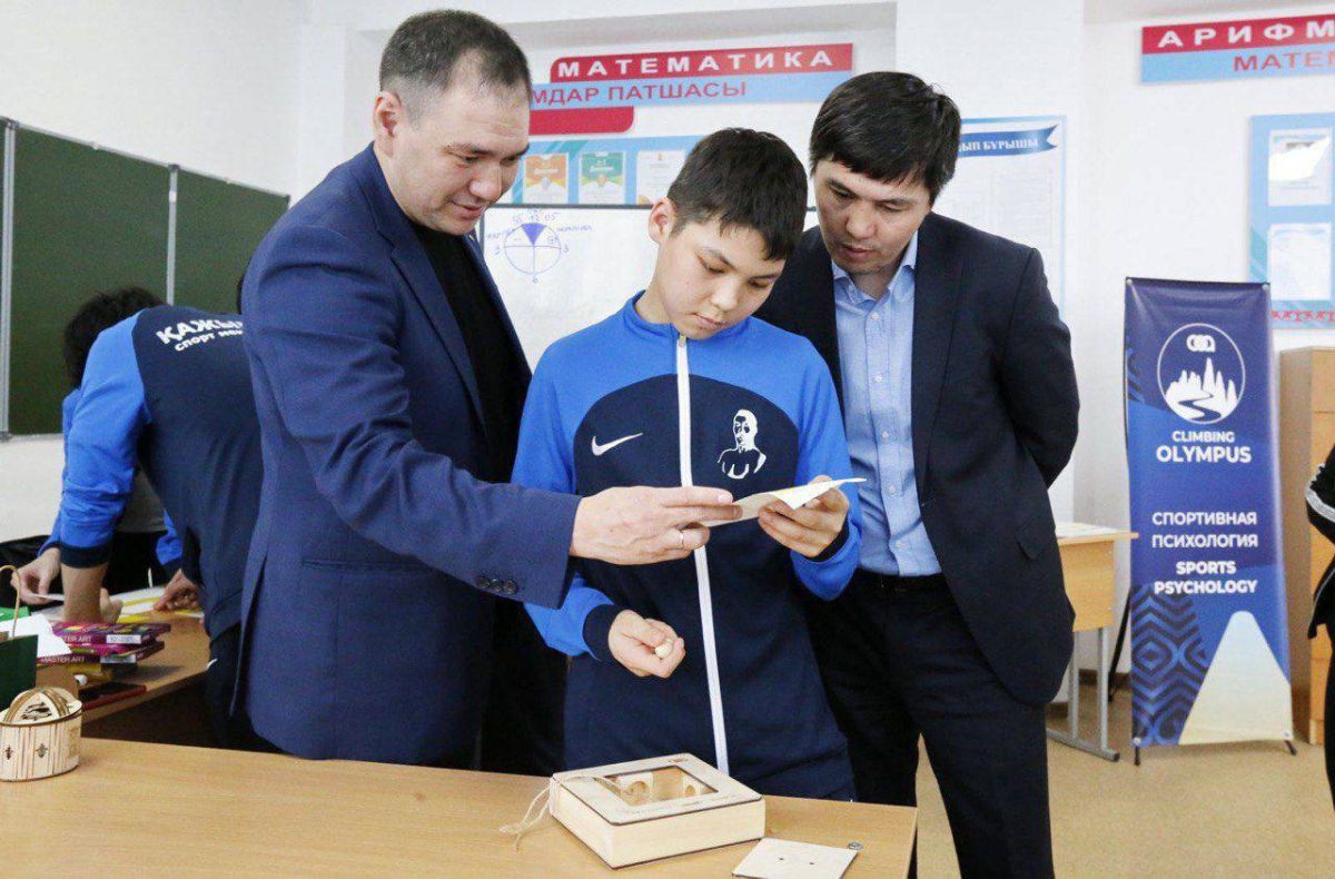 Сегодня свой день рождения отмечает Президент Международного комитета «Дети Азии» Владимир Максимов Сегодня свой день рождения отмечает Президент Международного комитета «Дети Азии» Владимир Максимов