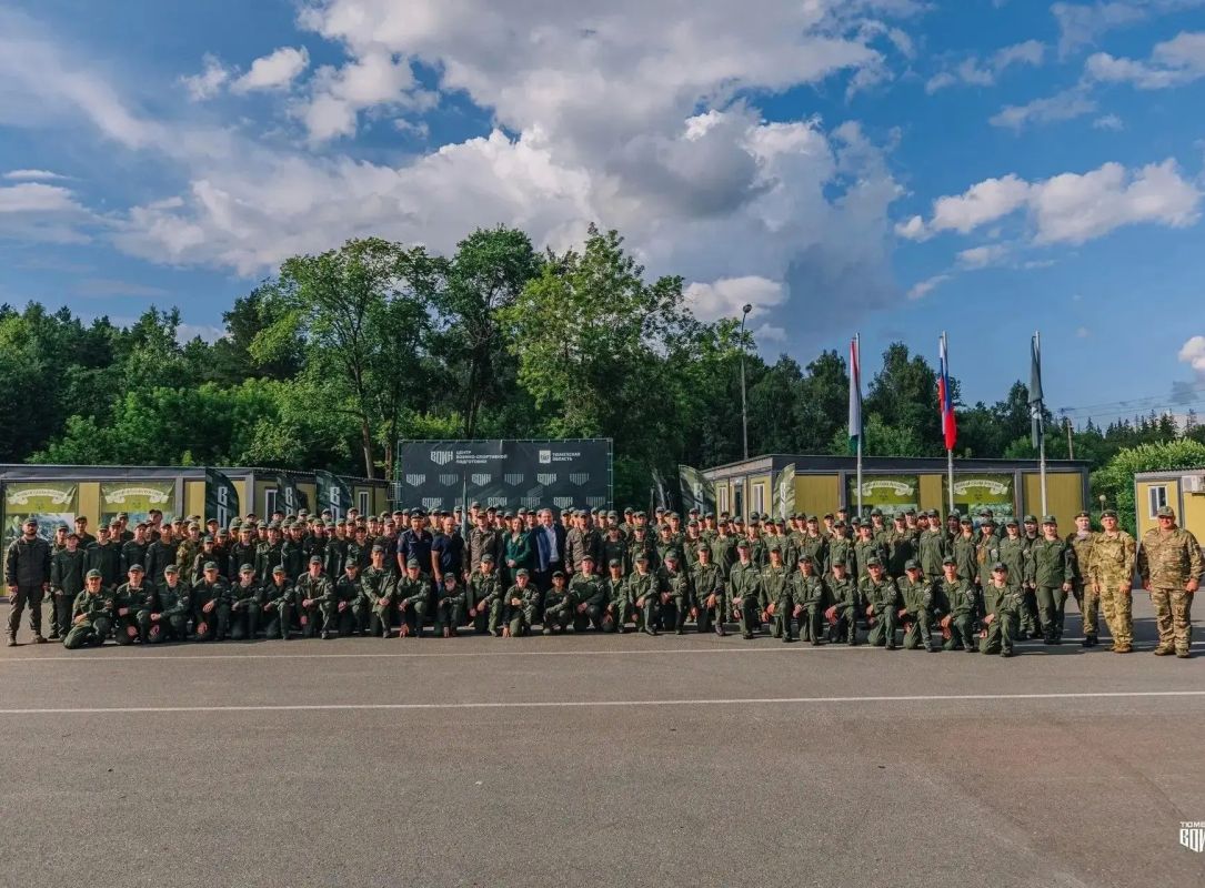 За первую половину лета около 7000 подростков прошли смены «Время юных героев» от Центра «ВОИН» За первую половину лета около 7000 подростков прошли смены «Время юных героев» от Центра «ВОИН»