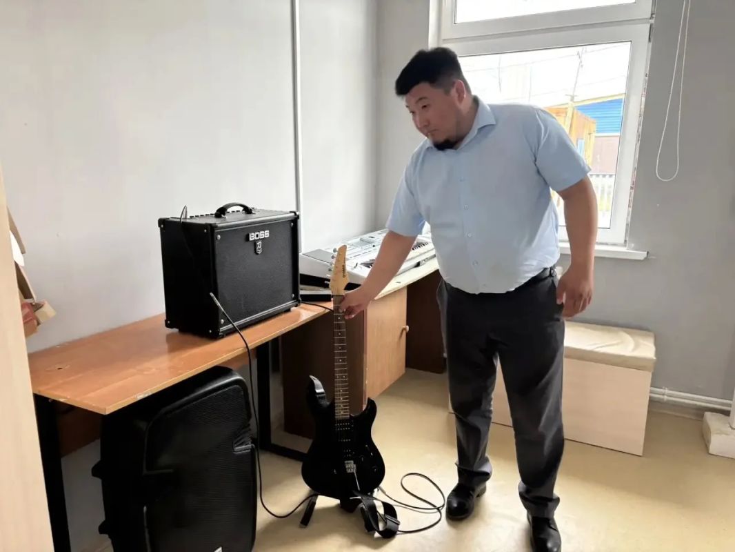 Вчера в рамках рабочей поездки в Усть-Алданский улус посетил Берт-Усовский центр народного творчества имени А.П. Иванова в селе Сырдах. Учреждение является одним из первых в республике участником национального проекта... Вчера в рамках рабочей поездки в Усть-Алданский улус посетил Берт-Усовский центр народного творчества имени А.П. Иванова в селе Сырдах. Учреждение является одним из первых в республике участником национального проекта...