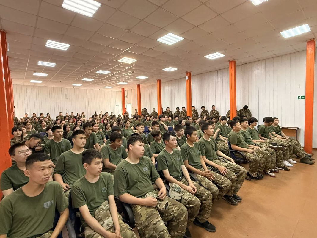 Герои не боятся, герои знают Герои не боятся, герои знают