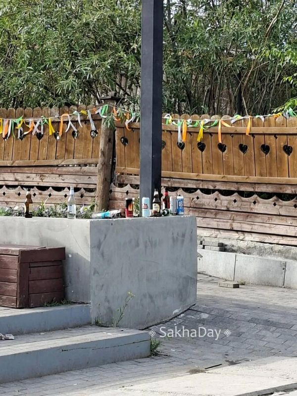 Отлично вчера погуляли в Старом городе! С пивом, скорой помощью Отлично вчера погуляли в Старом городе! С пивом, скорой помощью