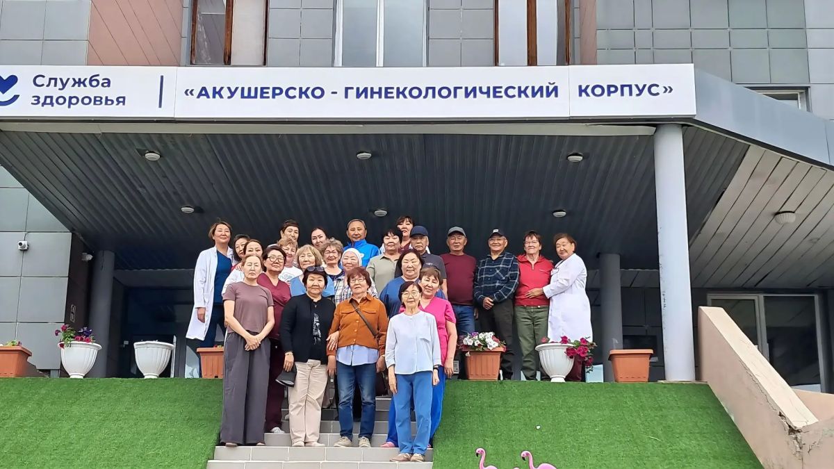 Памяти Мастера: в Покровске открыли мемориальную доску выдающемуся врачу Памяти Мастера: в Покровске открыли мемориальную доску выдающемуся врачу