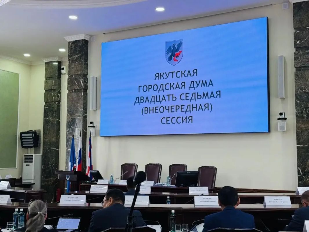Депутаты Якутской городской Думы приняли отставку Евгения Григорьева