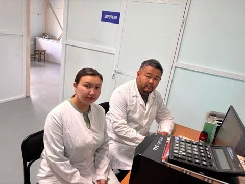 Студенты АГАТУ и ЯСХТ проходят учебную практику в Ытык-Кюельской ветеринарной лечебнице Студенты АГАТУ и ЯСХТ проходят учебную практику в Ытык-Кюельской ветеринарной лечебнице