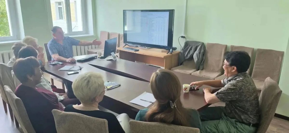 Специалисты ЯРМИАЦ с рабочим визитом посетили медицинские учреждения Ленского района Специалисты ЯРМИАЦ с рабочим визитом посетили медицинские учреждения Ленского района