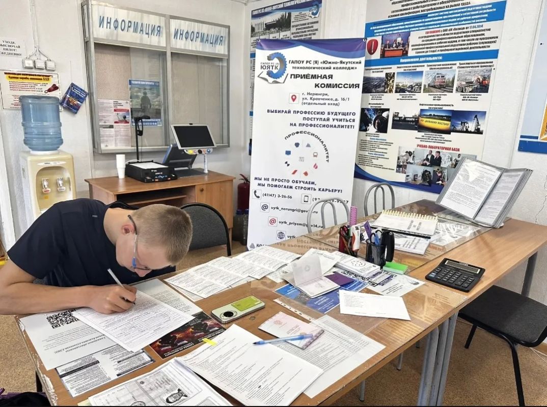 Развитие среднего профобразования в Якутии: Нюргуна Соколова оценила работу Южно-Якутского колледжа Развитие среднего профобразования в Якутии: Нюргуна Соколова оценила работу Южно-Якутского колледжа