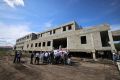 Новый лечебный корпус Нюрбинской ЦРБ готов на треть
