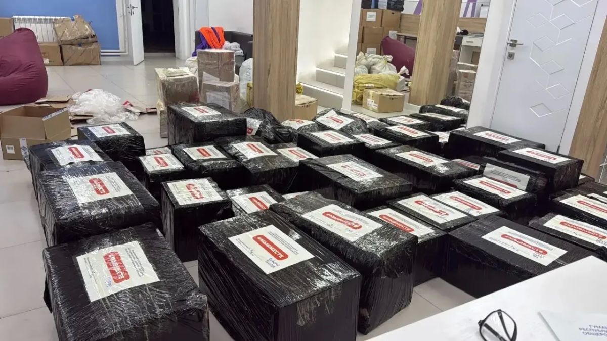 Вчера на базе Ресурсного центра добровольчества Республики Саха (Якутия) волонтерами был организован экстренный сбор гуманитарной помощи для жителей села Сайды Верхоянского района, пострадавших от сильного паводка Вчера на базе Ресурсного центра добровольчества Республики Саха (Якутия) волонтерами был организован экстренный сбор гуманитарной помощи для жителей села Сайды Верхоянского района, пострадавших от сильного паводка