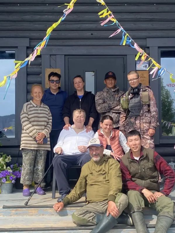 Палеонтологическая экспедиция на территории национального парка «Ленские столбы» Палеонтологическая экспедиция на территории национального парка «Ленские столбы»