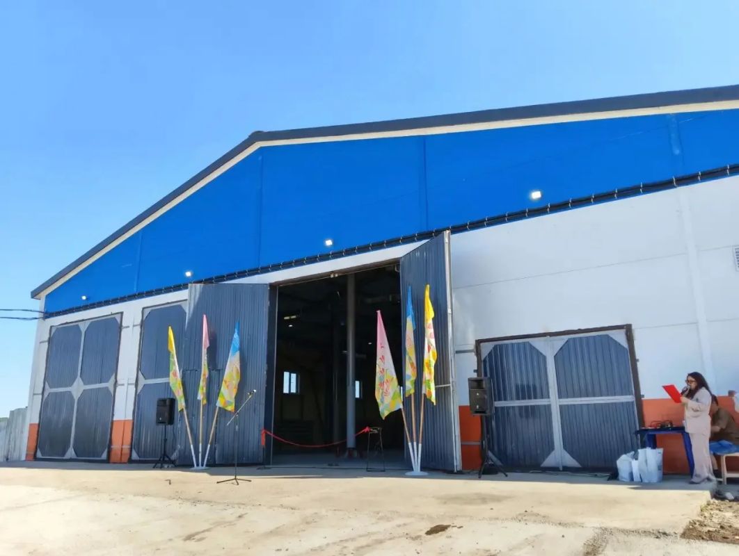 Новая теплая автостоянка появилась в Амгинском РЭС Новая теплая автостоянка появилась в Амгинском РЭС
