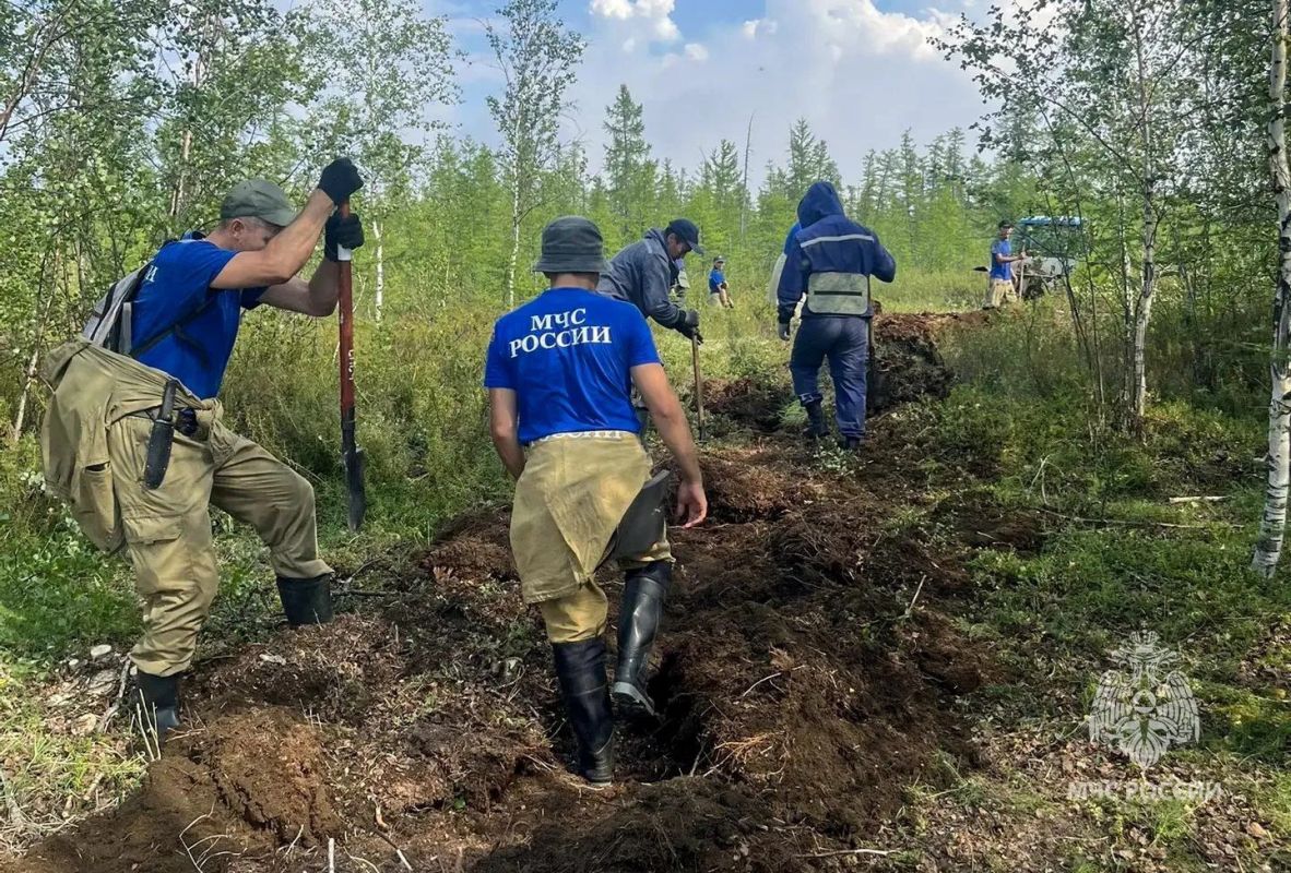 Оперативная обстановка: лесные пожары в Якутии Оперативная обстановка: лесные пожары в Якутии