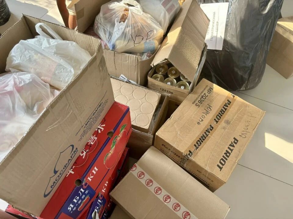 Еще более 3 тонн гуманитарного груза доставят пострадавшим от паводка верхоянцам Еще более 3 тонн гуманитарного груза доставят пострадавшим от паводка верхоянцам