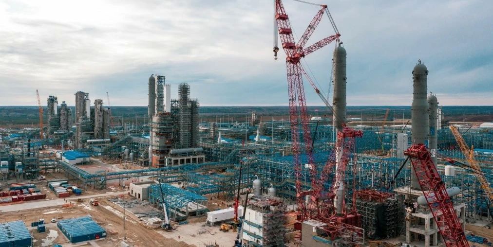 Инвестиции в нефтегазовые проекты в ДФО составили 6 триллионов рублей