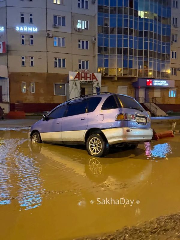Еще один пострадавший автомобиль