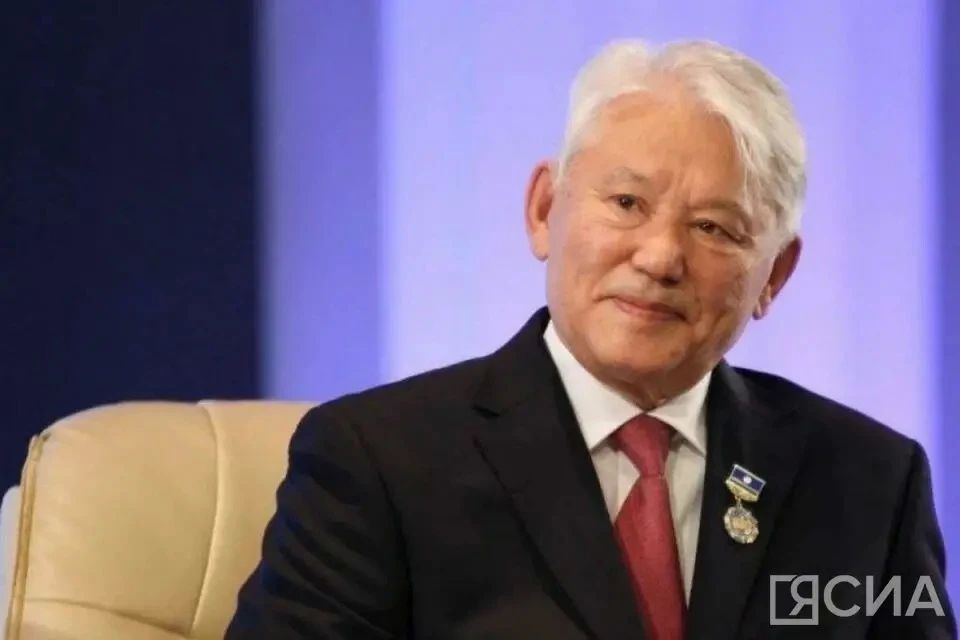 Сегодня мы вспоминаем Первого Президента Республики Саха (Якутия) Михаила Ефимовича Николаева — человека, чье имя неразрывно связано с современной историей нашей республики