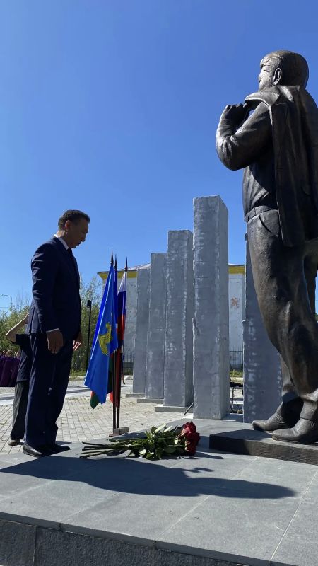 ФОТОВИДЕОФАКТ 3 года назад, 4 августа 2023 года, ушел из жизни первый Президент Республики Саха (Якутия) Михаил Ефимович Николаев ФОТОВИДЕОФАКТ 3 года назад, 4 августа 2023 года, ушел из жизни первый Президент Республики Саха (Якутия) Михаил Ефимович Николаев