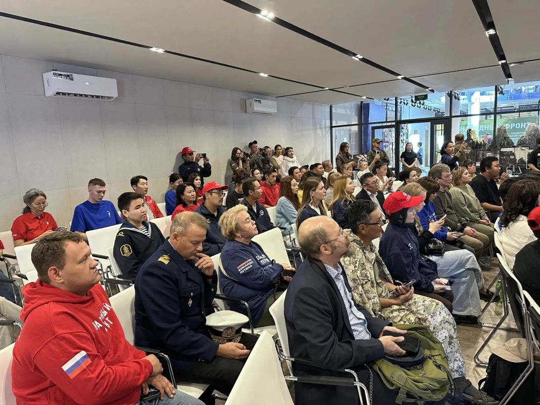 В Якутске состоялось открытие республиканского форума Народного фронта «Северный рубеж» В Якутске состоялось открытие республиканского форума Народного фронта «Северный рубеж»