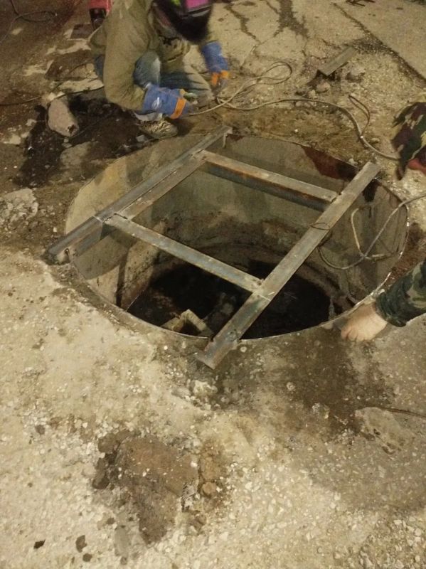 МУП «Жилкомсервис» выполнил ремонт канализационных смотровых колодцев по адресу курашова 6 МУП «Жилкомсервис» выполнил ремонт канализационных смотровых колодцев по адресу курашова 6