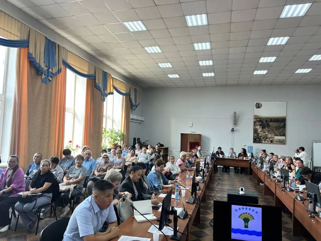 Обучаются организаторы выборов в Олекминском районе Обучаются организаторы выборов в Олекминском районе