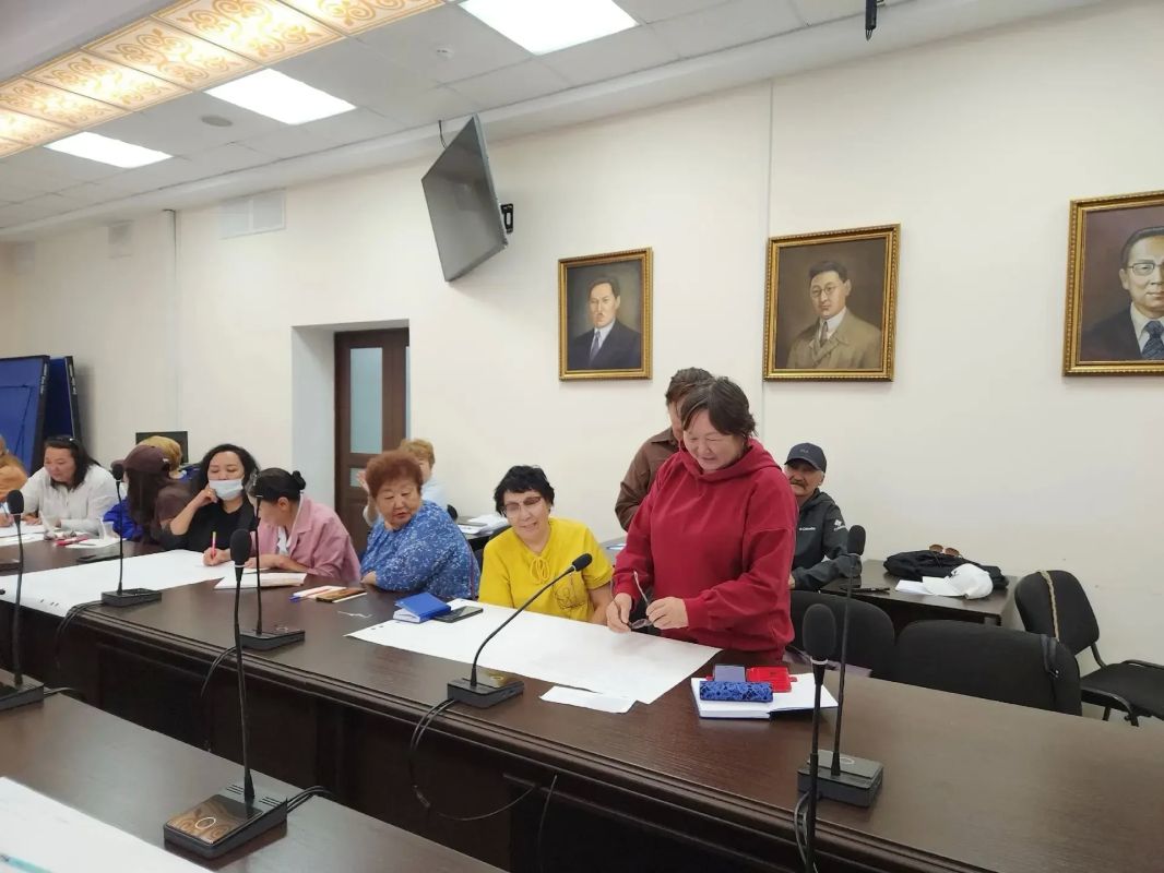В Вилюйске прошло выездное обучение общественных наблюдателей от Общественной палаты Якутии В Вилюйске прошло выездное обучение общественных наблюдателей от Общественной палаты Якутии