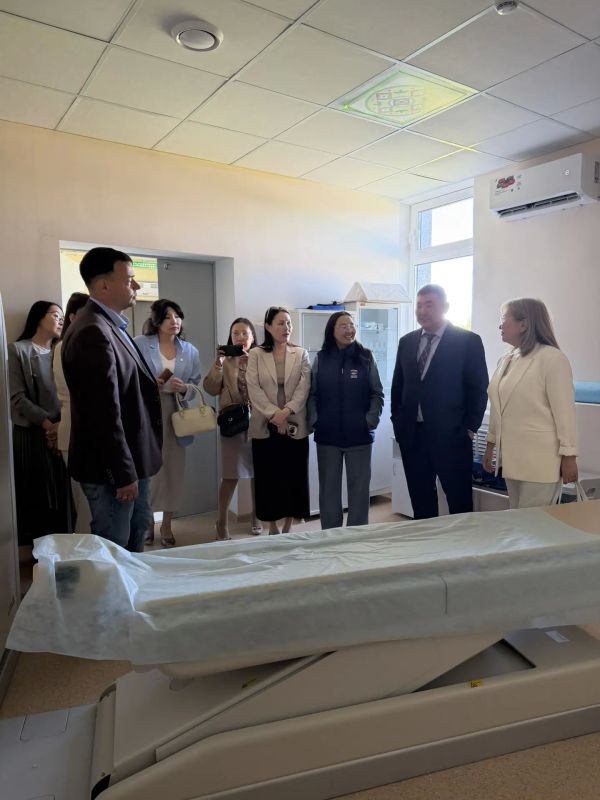 В Горном улусе состоялось выездное мероприятие Минздрава Якутии по внедрению здоровьесберегающих технологий в образовательную среду В Горном улусе состоялось выездное мероприятие Минздрава Якутии по внедрению здоровьесберегающих технологий в образовательную среду