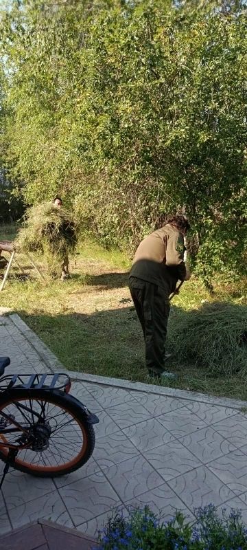 Коллектив Верхневилюйского лесничества провел экологическую акцию «Зелёный четверг» Коллектив Верхневилюйского лесничества провел экологическую акцию «Зелёный четверг»