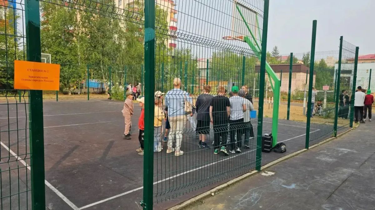 «Поезд дружбы» познакомил детей с культурой народов Якутии «Поезд дружбы» познакомил детей с культурой народов Якутии