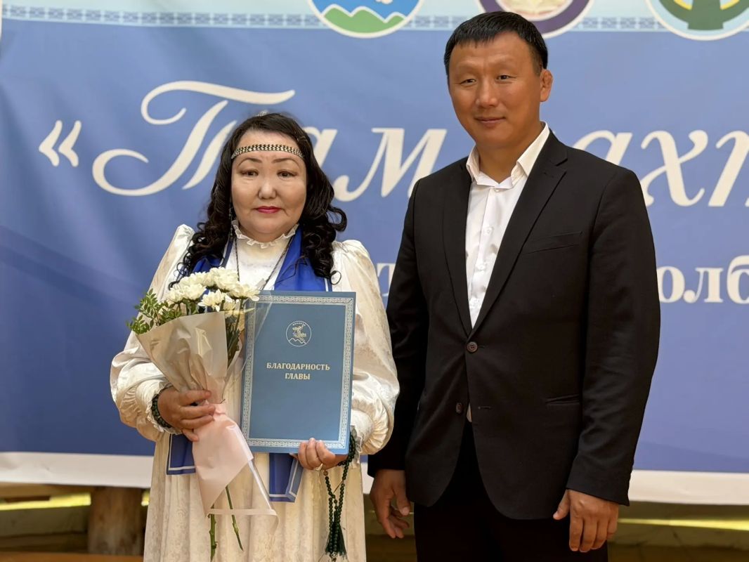 «ТАММАХТАР» ЛИТЕРАТУРНАЙ ХОЛБОУК 55 СЫЛЛААХ БЛЙЭ «ТАММАХТАР» ЛИТЕРАТУРНАЙ ХОЛБОУК 55 СЫЛЛААХ БЛЙЭ