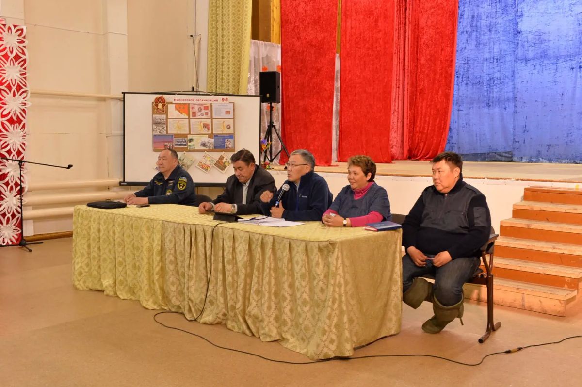 Памяти Александра Николаевича Аржакова Памяти Александра Николаевича Аржакова