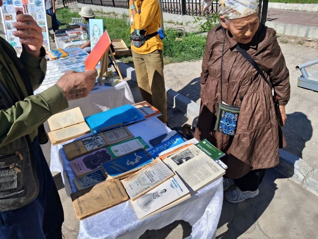 Фото: как прошел фестиваль книголюбов «Книговорот в Старом городе» Фото: как прошел фестиваль книголюбов «Книговорот в Старом городе»