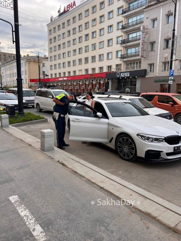 #пишут Снимают тонировку в самом центре города