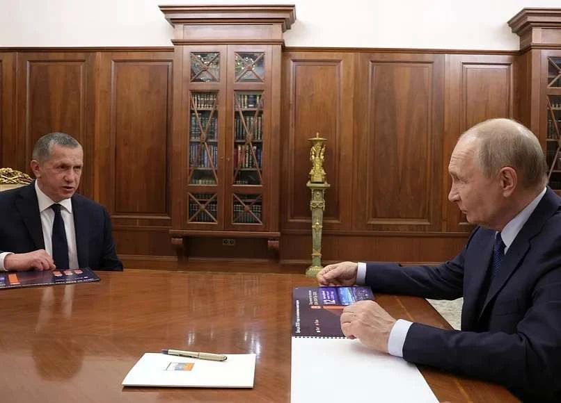 Юрий Трутнев доложил президенту о развитии Дальнего Востока