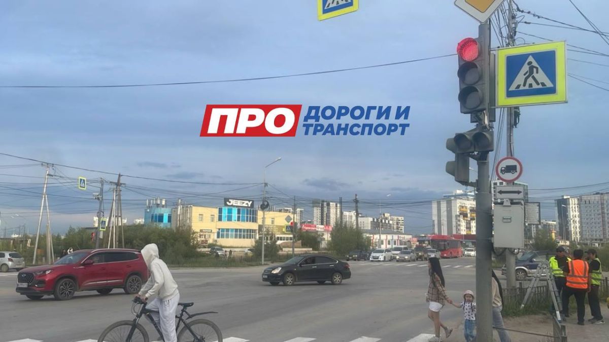 В связи с ограничением движения по проспекту Михаила Николаева