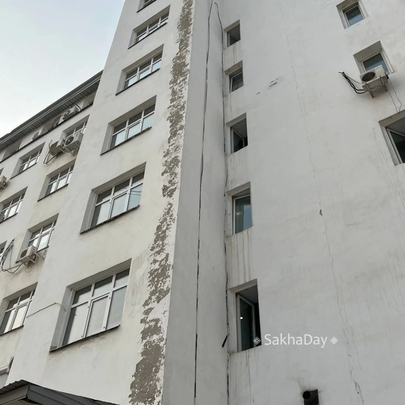 Сама мэрия тоже не может похвастаться суперемонтом Сама мэрия тоже не может похвастаться суперемонтом