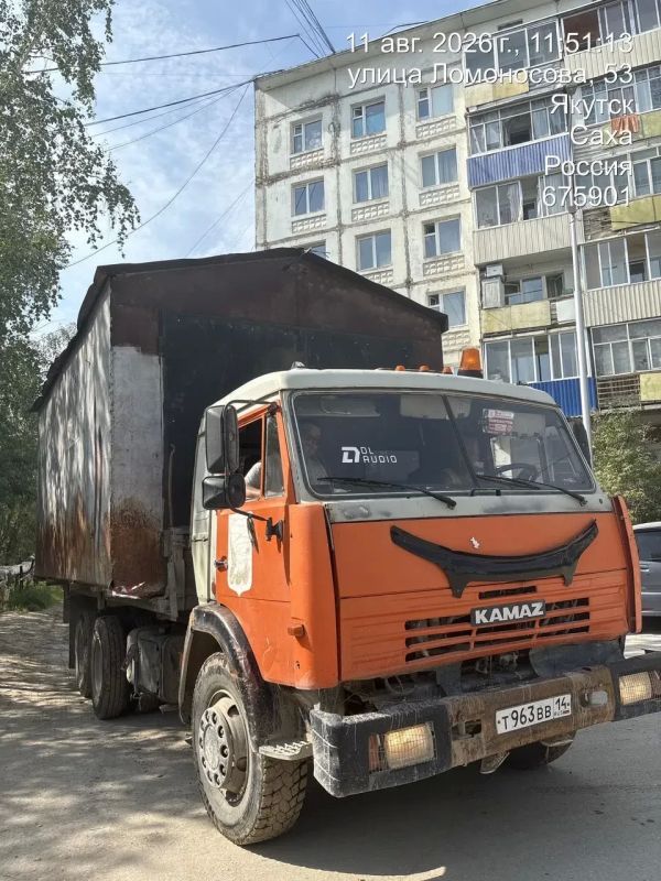 Специалисты МУП «Жилкомсервис» продолжают работы по вывозу незаконно установленных объектов Специалисты МУП «Жилкомсервис» продолжают работы по вывозу незаконно установленных объектов