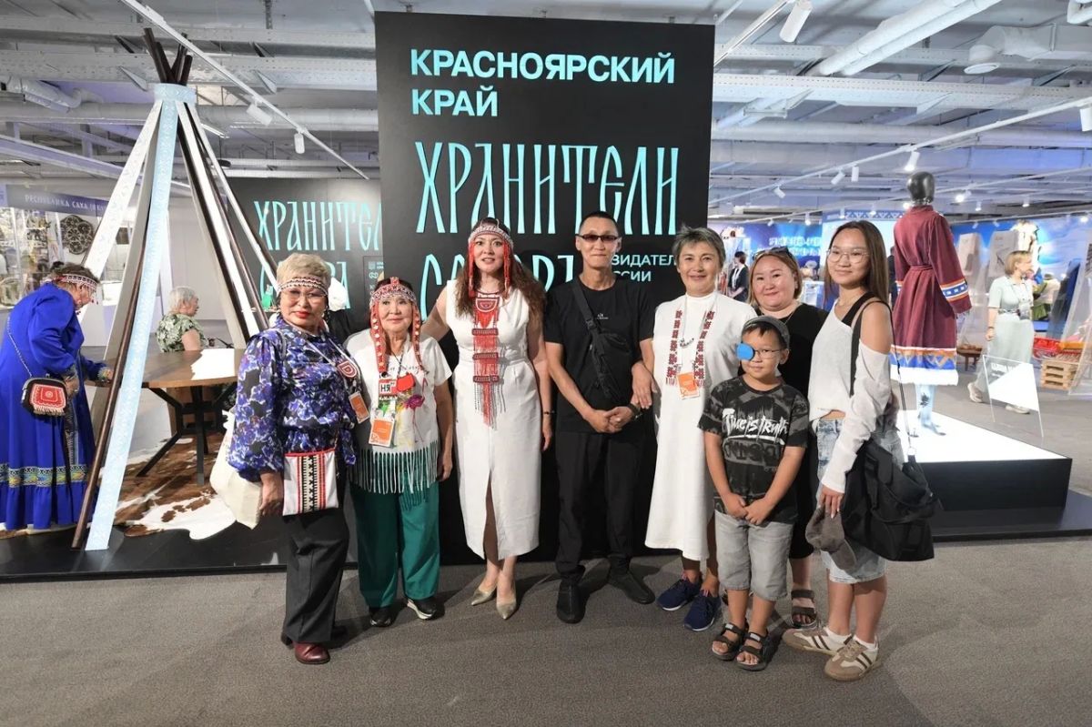 Традиции и ремесла народов Севера: в Красноярске начала работу выставка-ярмарка «Сокровища Севера» Традиции и ремесла народов Севера: в Красноярске начала работу выставка-ярмарка «Сокровища Севера»