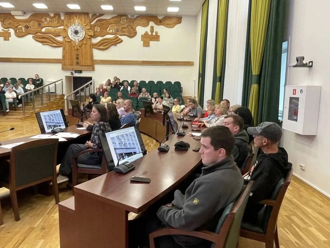 В Нерюнгринском районе готовятся к старту масштабного проекта ИнформУИК В Нерюнгринском районе готовятся к старту масштабного проекта ИнформУИК