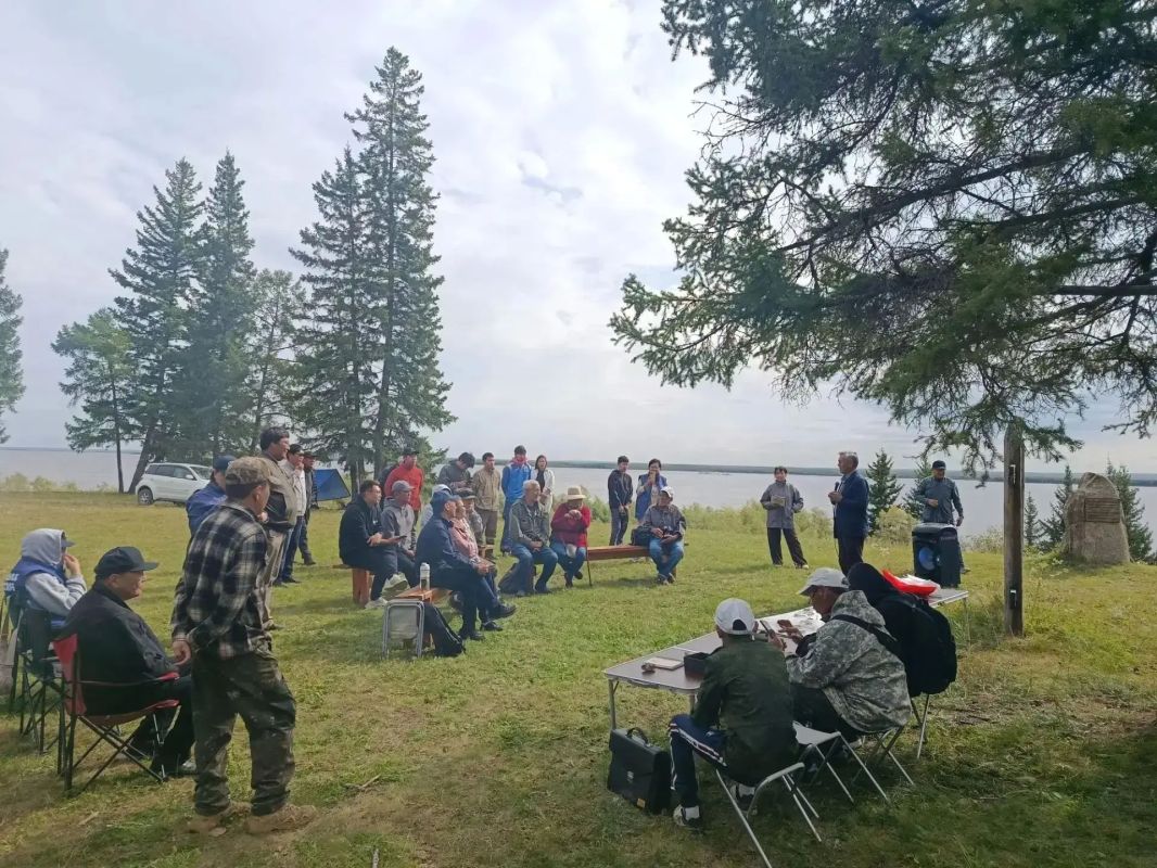 В местности Хоруол Тумус г. Покровска отметили Всемирный день археолога В местности Хоруол Тумус г. Покровска отметили Всемирный день археолога