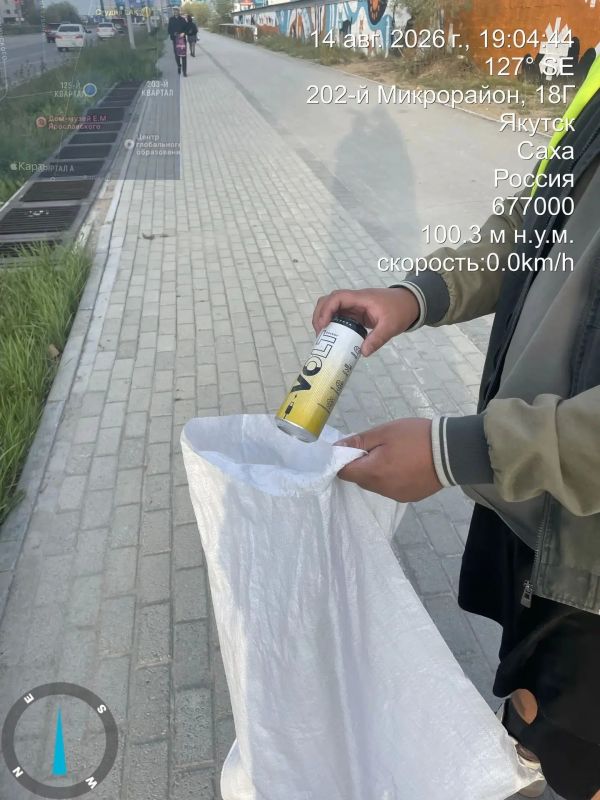 Уборка тротуаров в Губинском округе проводится ежедневно силами подрядной организации Уборка тротуаров в Губинском округе проводится ежедневно силами подрядной организации