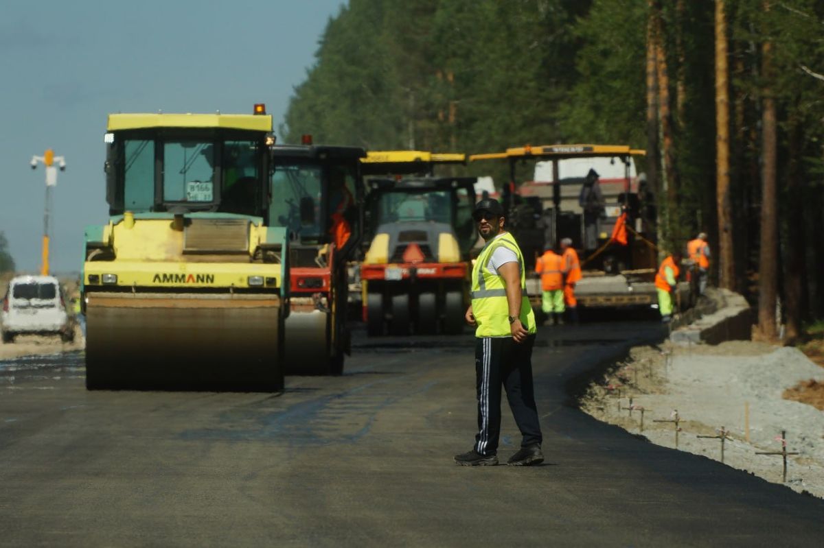 На проспекте Ленина в Якутске устранят провалы дороги