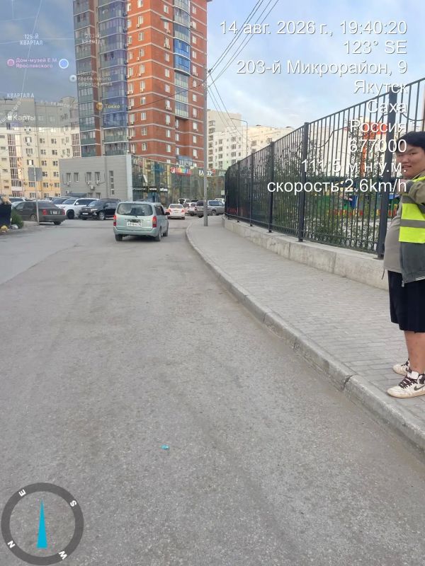 Уборка тротуаров в Губинском округе проводится ежедневно силами подрядной организации Уборка тротуаров в Губинском округе проводится ежедневно силами подрядной организации