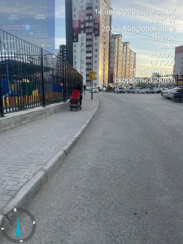 Уборка тротуаров в Губинском округе проводится ежедневно силами подрядной организации Уборка тротуаров в Губинском округе проводится ежедневно силами подрядной организации