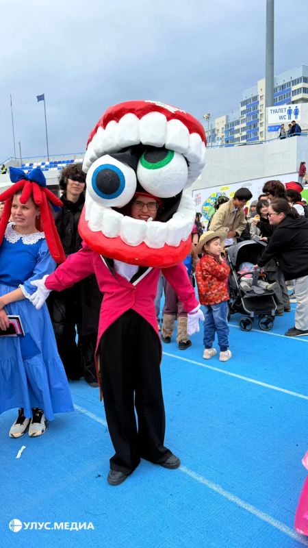 Делимся ещё яркими костюмами с Ykt Geek Fest! Делимся ещё яркими костюмами с Ykt Geek Fest!