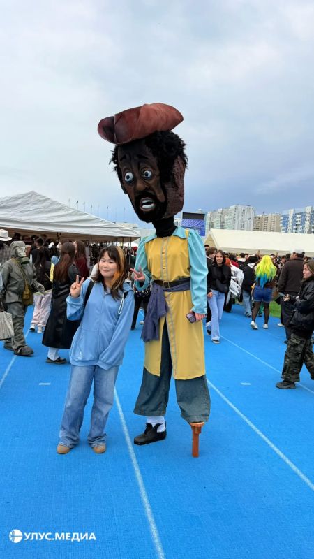 Делимся ещё яркими костюмами с Ykt Geek Fest! Делимся ещё яркими костюмами с Ykt Geek Fest!