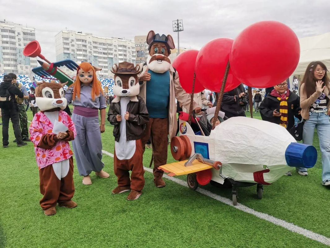 Избранный, Хорнет, Вай: кого косплеят якутяне на Ykt Geek Fest Избранный, Хорнет, Вай: кого косплеят якутяне на Ykt Geek Fest