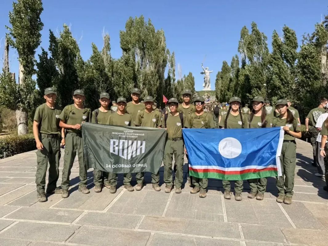 Сборная из Якутии «Боотур» взяла золото в соревнованиях на всероссийской смене «Время юных героев» Сборная из Якутии «Боотур» взяла золото в соревнованиях на всероссийской смене «Время юных героев»