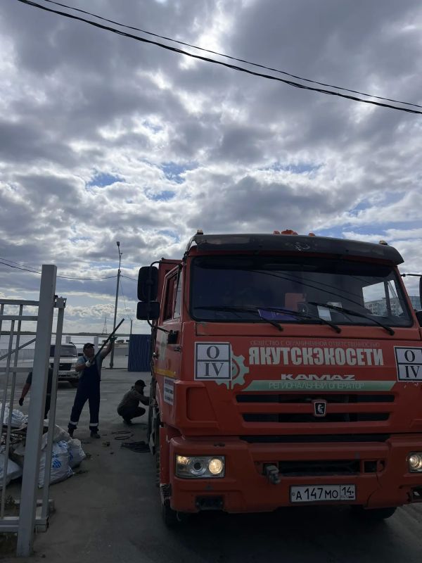 Сегодня состоялась Всероссийская акция «Вода России» , в рамках которой горожане собрались, чтобы очистить от мусора береговую линию в районе 202, 203 мкр Сегодня состоялась Всероссийская акция «Вода России» , в рамках которой горожане собрались, чтобы очистить от мусора береговую линию в районе 202, 203 мкр