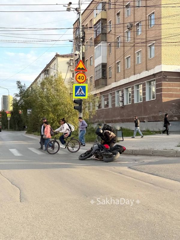 Опасно ездят мотоциклисты. @sakhaday