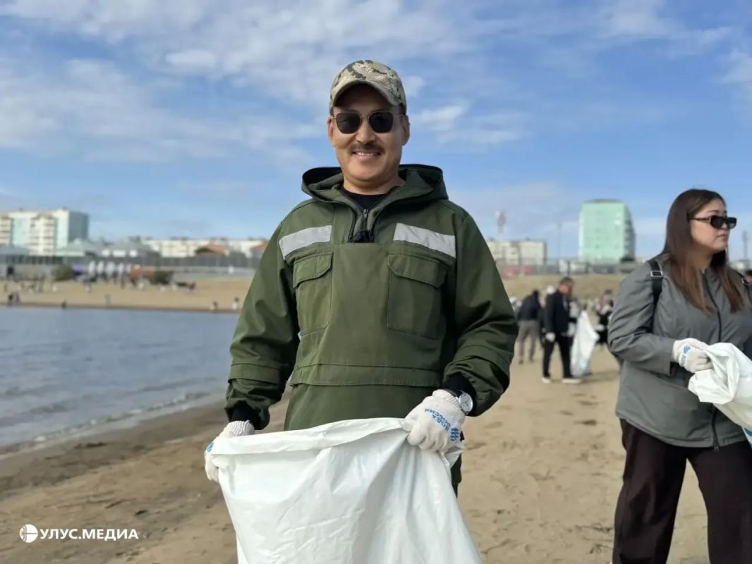 Якутск стал центральной площадкой Всероссийской акции «Вода России» Якутск стал центральной площадкой Всероссийской акции «Вода России»