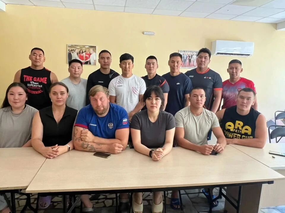 Сборная России по мас-рестлингу готовится к чемпионату мира в Сочи Сборная России по мас-рестлингу готовится к чемпионату мира в Сочи
